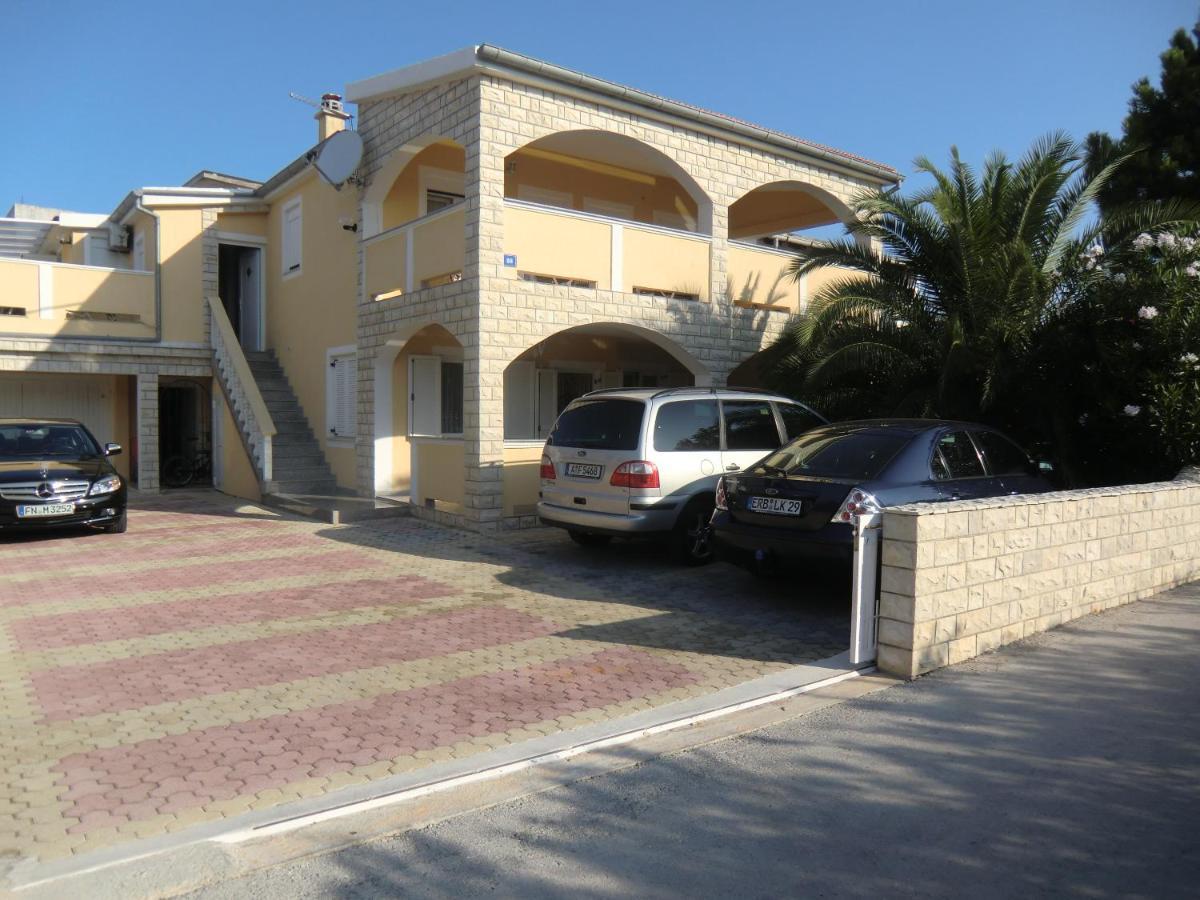 Ferien Haus Evita Auf Insel Vir - Wohnung I Exteriör bild